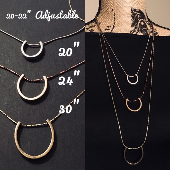 3-$20 🆕 3 Row Multi Horseshoe Pendant Waterfall Necklace - Picture 2 of 2